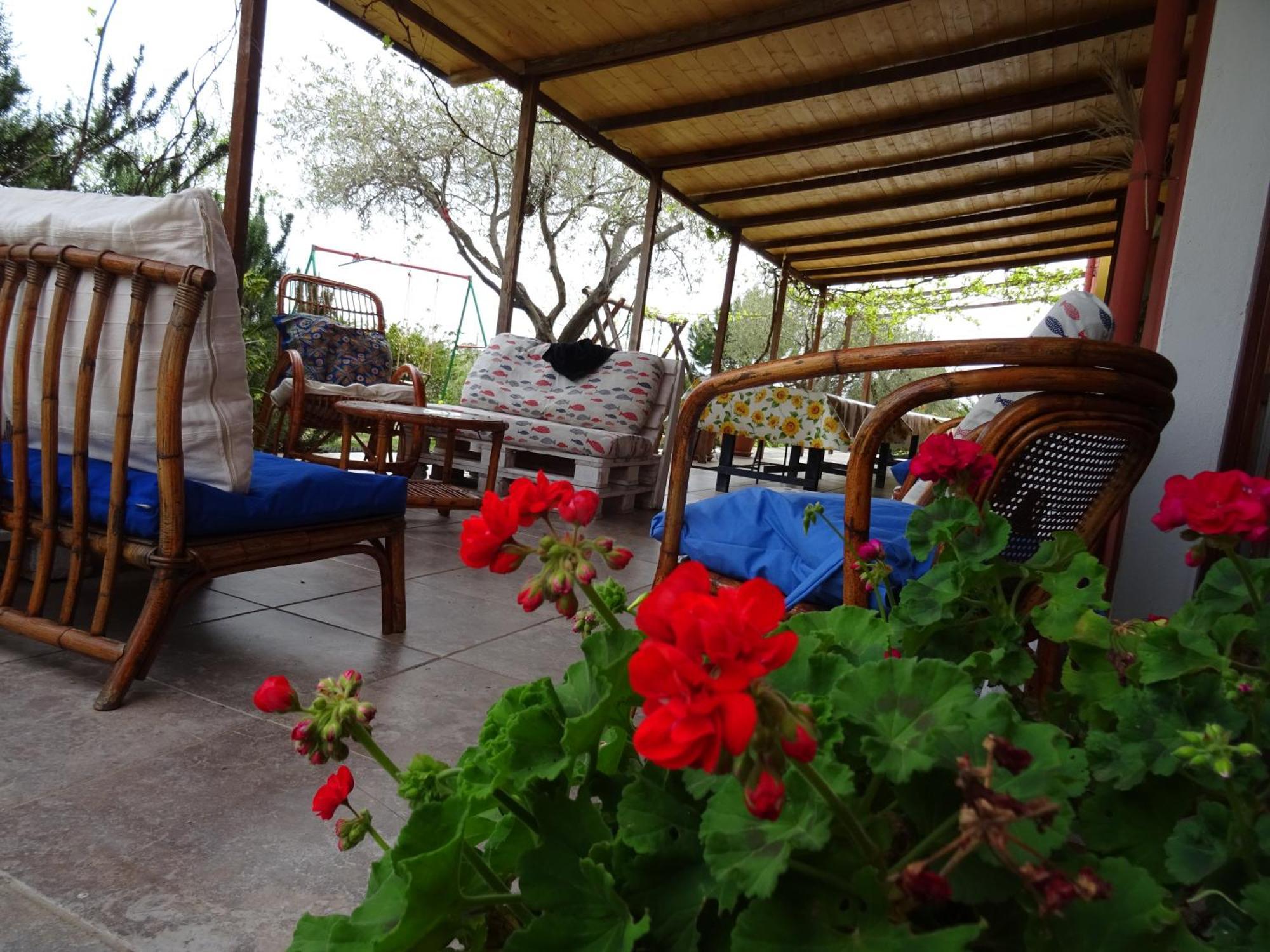 B&B Casa Per Ferie Villaggiocarovana Кастиадас Екстериор снимка
