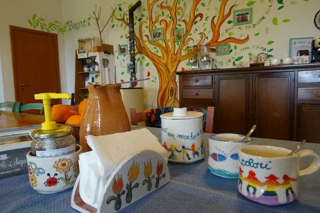 B&B Casa Per Ferie Villaggiocarovana Кастиадас Екстериор снимка